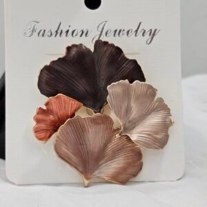 UKRASNI BROŠ LISTOVI ELEGANCIJE