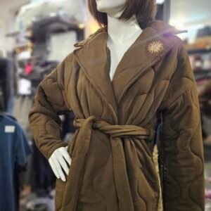 Ženska zimska jakna s pojasom (mekani prošiveni model)